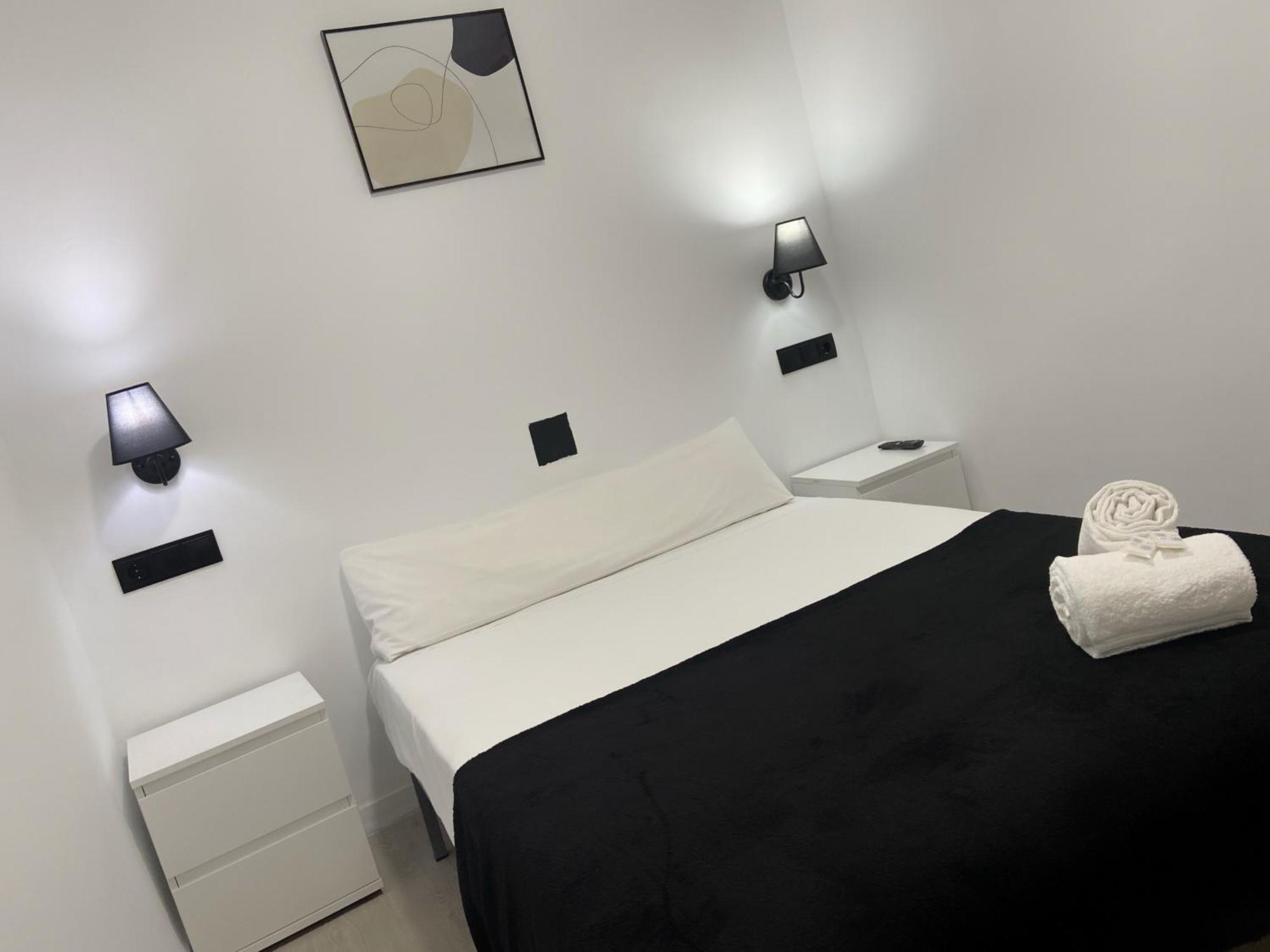Sleep&Go Hotel Alicante Bagian luar foto