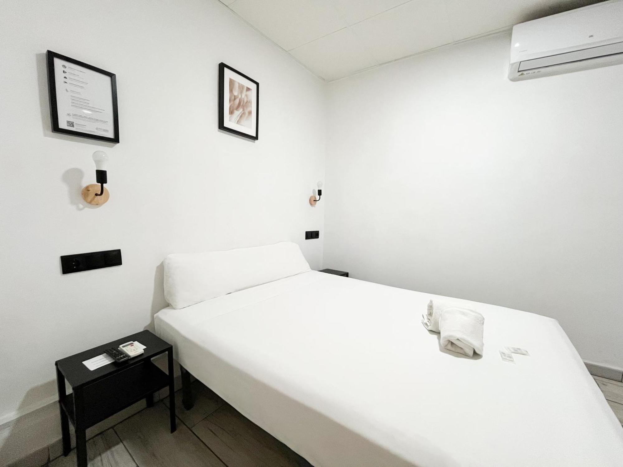 Sleep&Go Hotel Alicante Bagian luar foto